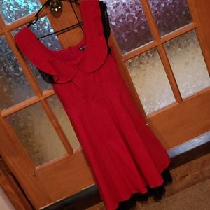 Dress with lace